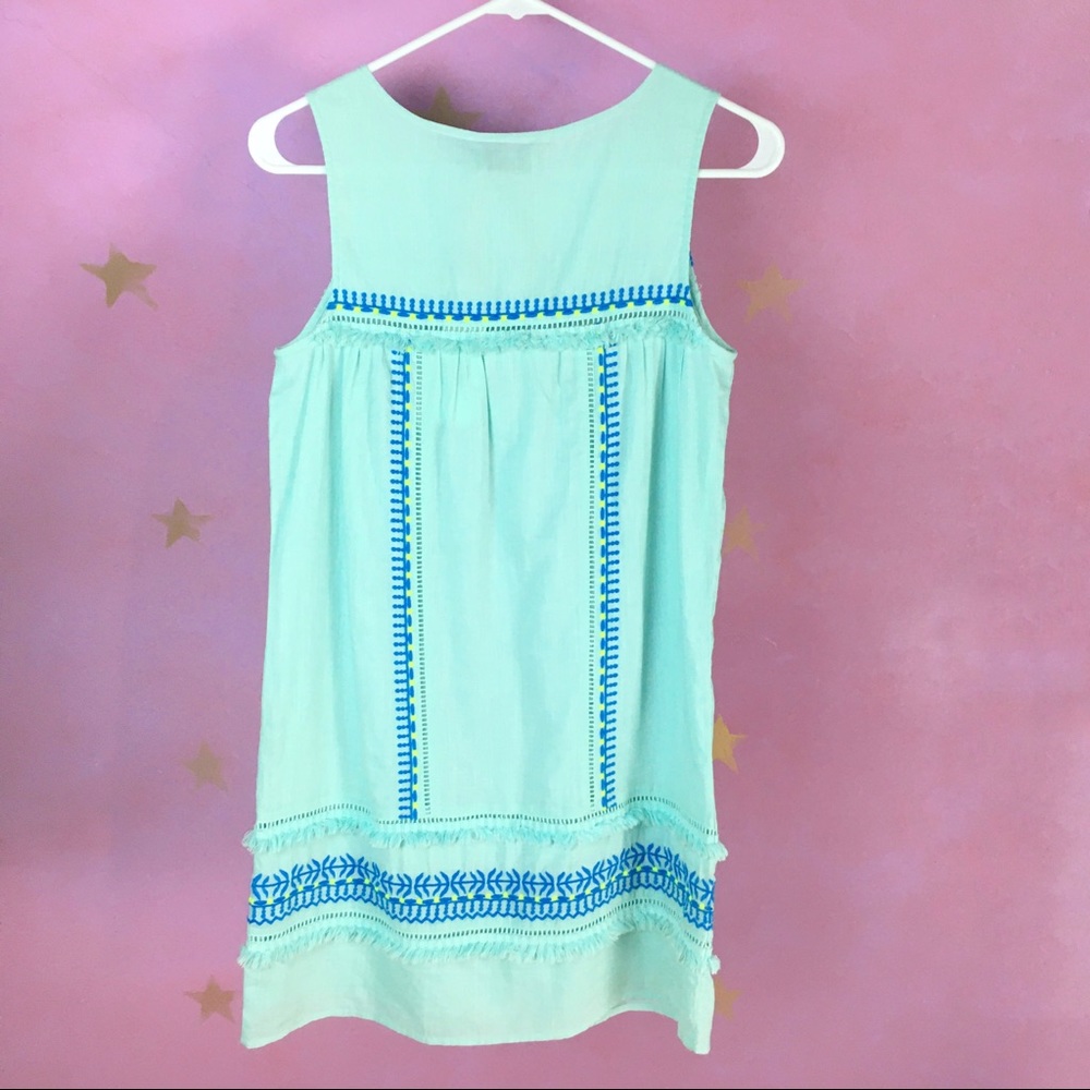 Vineyard Vines NWT Embroidered Shift Dress - Picture 2 of 7